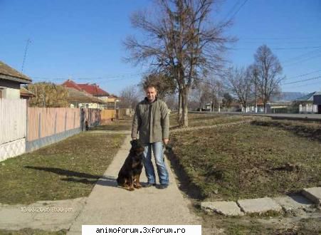 Pentru membri noi-prezentati-va! - chris2005 - Discutii generale: Despre tot.